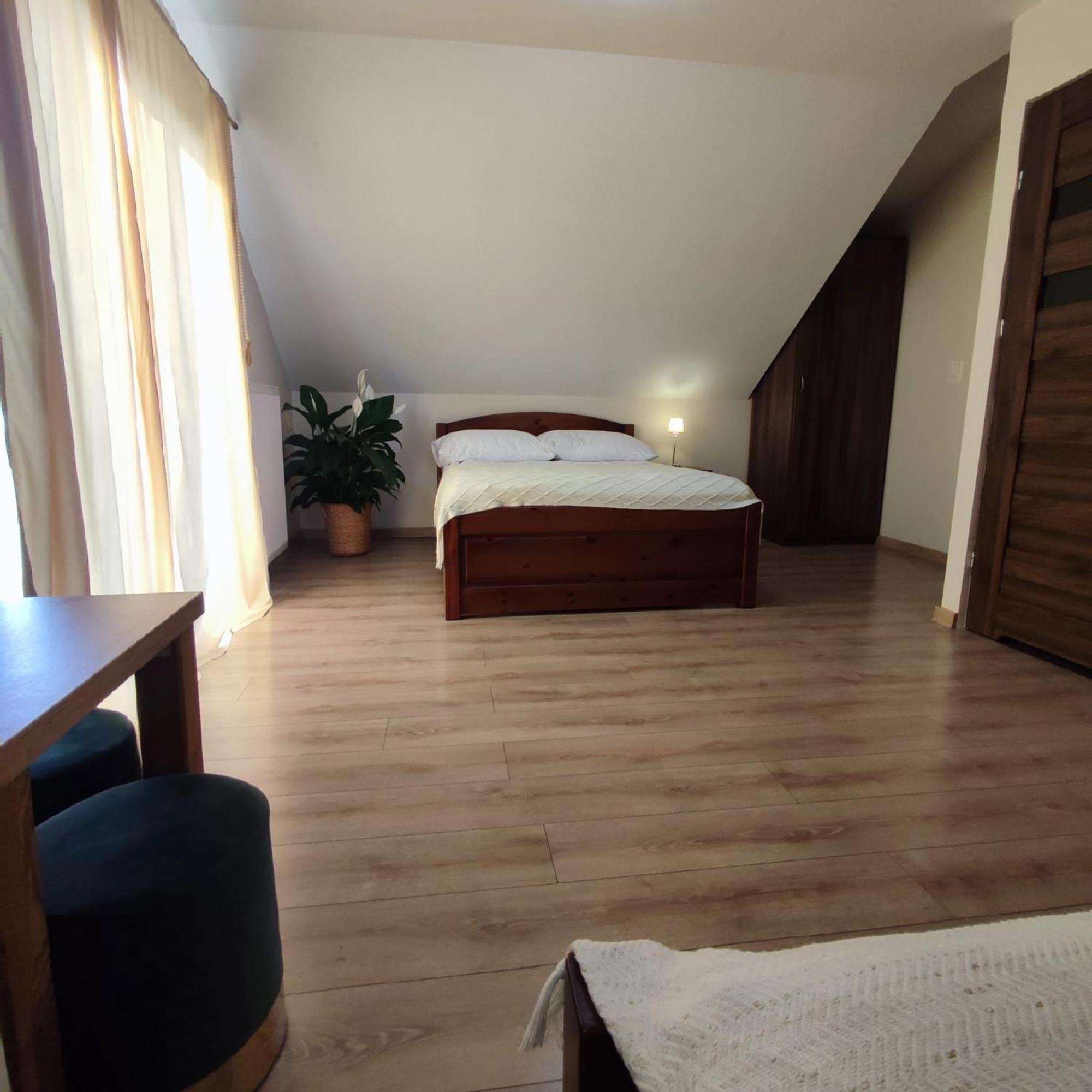 Homestay Jurajskie Pod Lasem Bobolice (Myszkow)
